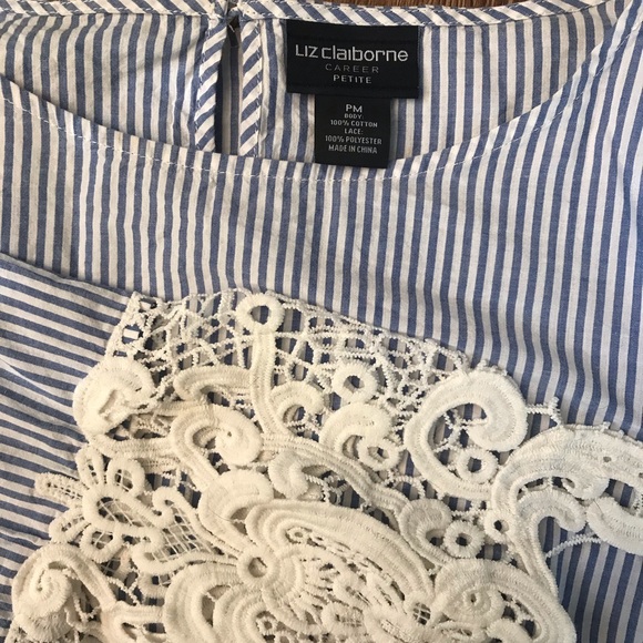 Striped top with Lace Sleeves - Picture 3 of 3